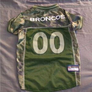 NFL Denver Broncos Camo Dog Jersey NWOT BENEFITS SENIOR RESCUE